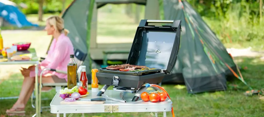 Outdoor kitchen