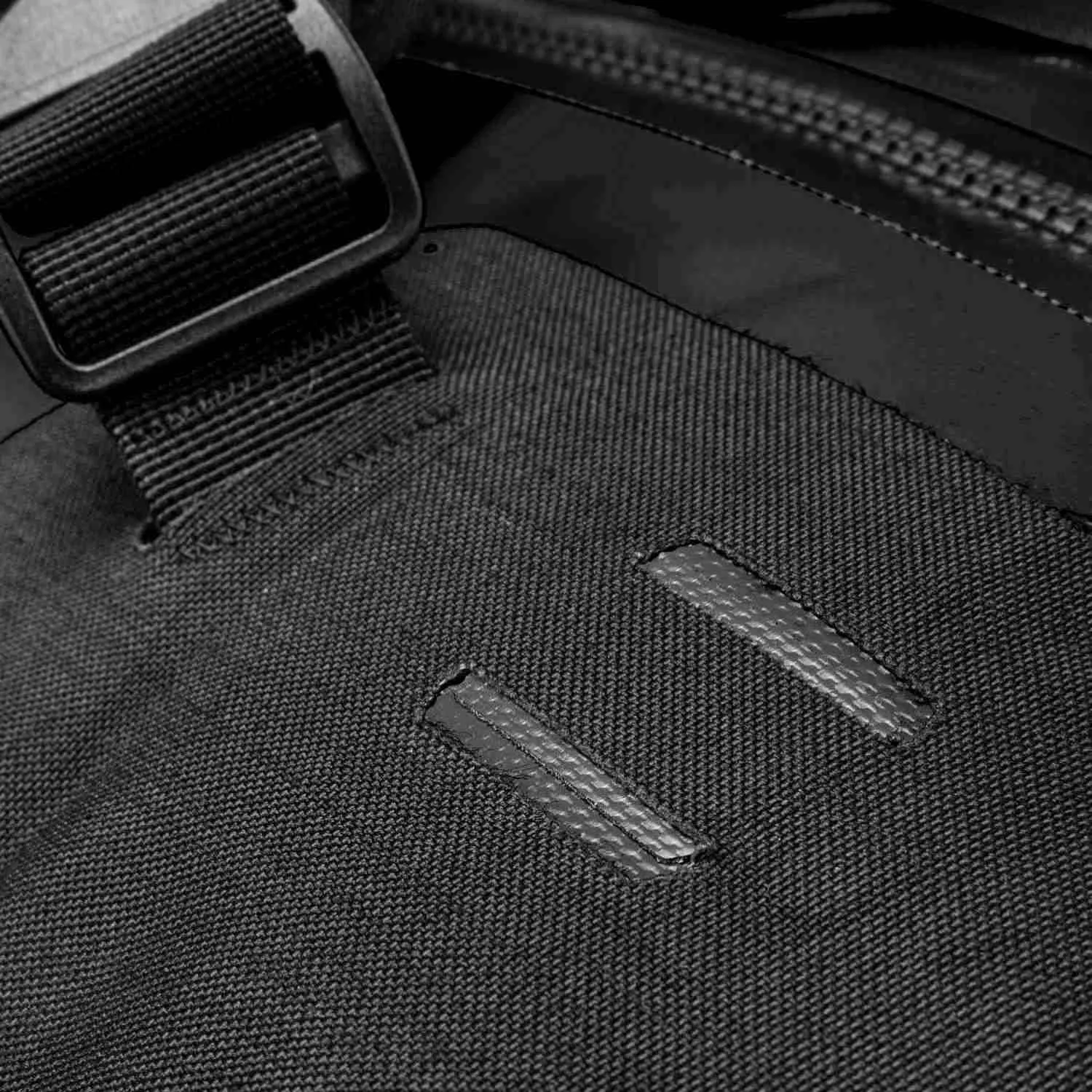 Duffle-RS-110L_K13101_detail-4.jpg