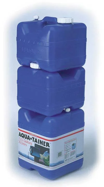 Reliance_Kanister_Aqua_Tainer_018815_g.jpg