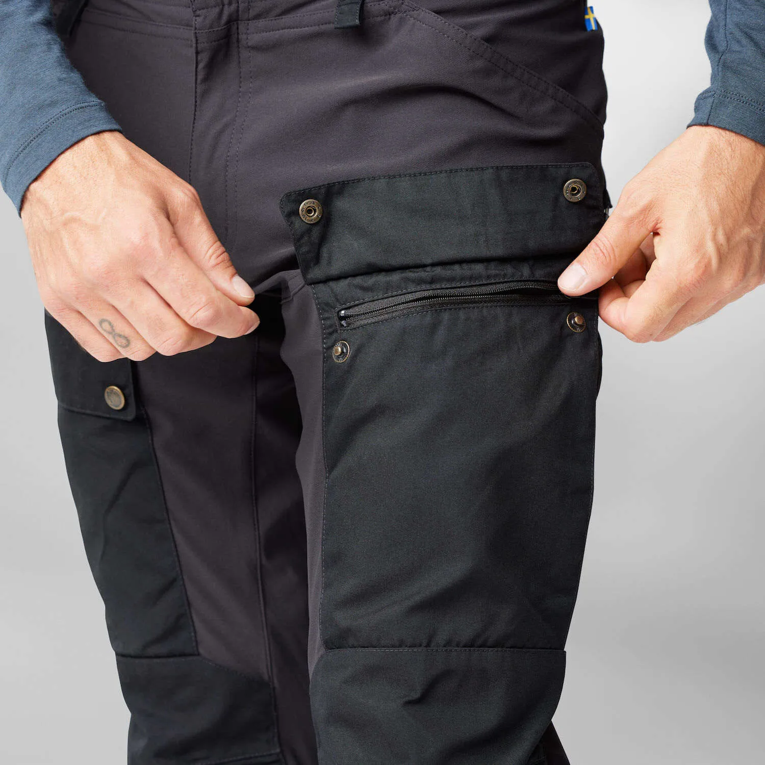 Keb_Trousers_M_87176-550_H_DETAIL_FJR.jpg